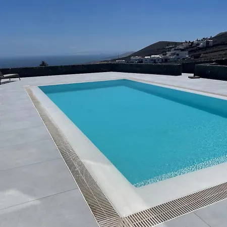 Casa Fuerte Vista Villa *