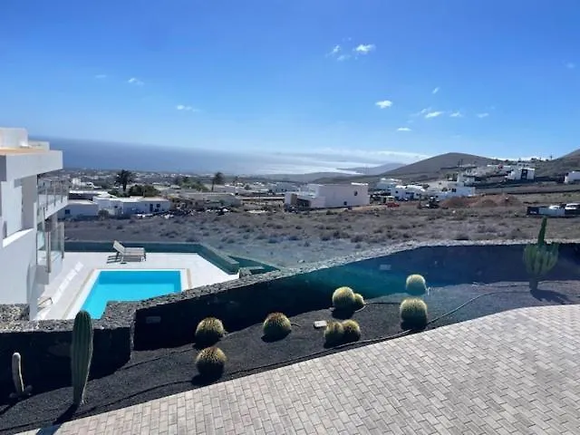 Casa Fuerte Vista Villa