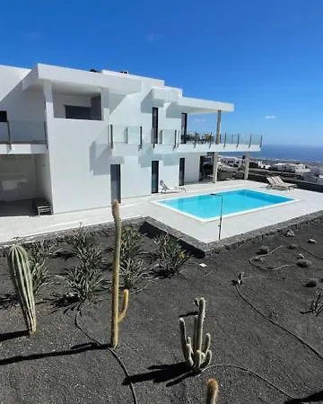 Casa Fuerte Vista Villa *