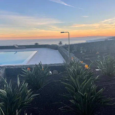 Casa Fuerte Vista La Asomada (Lanzarote)